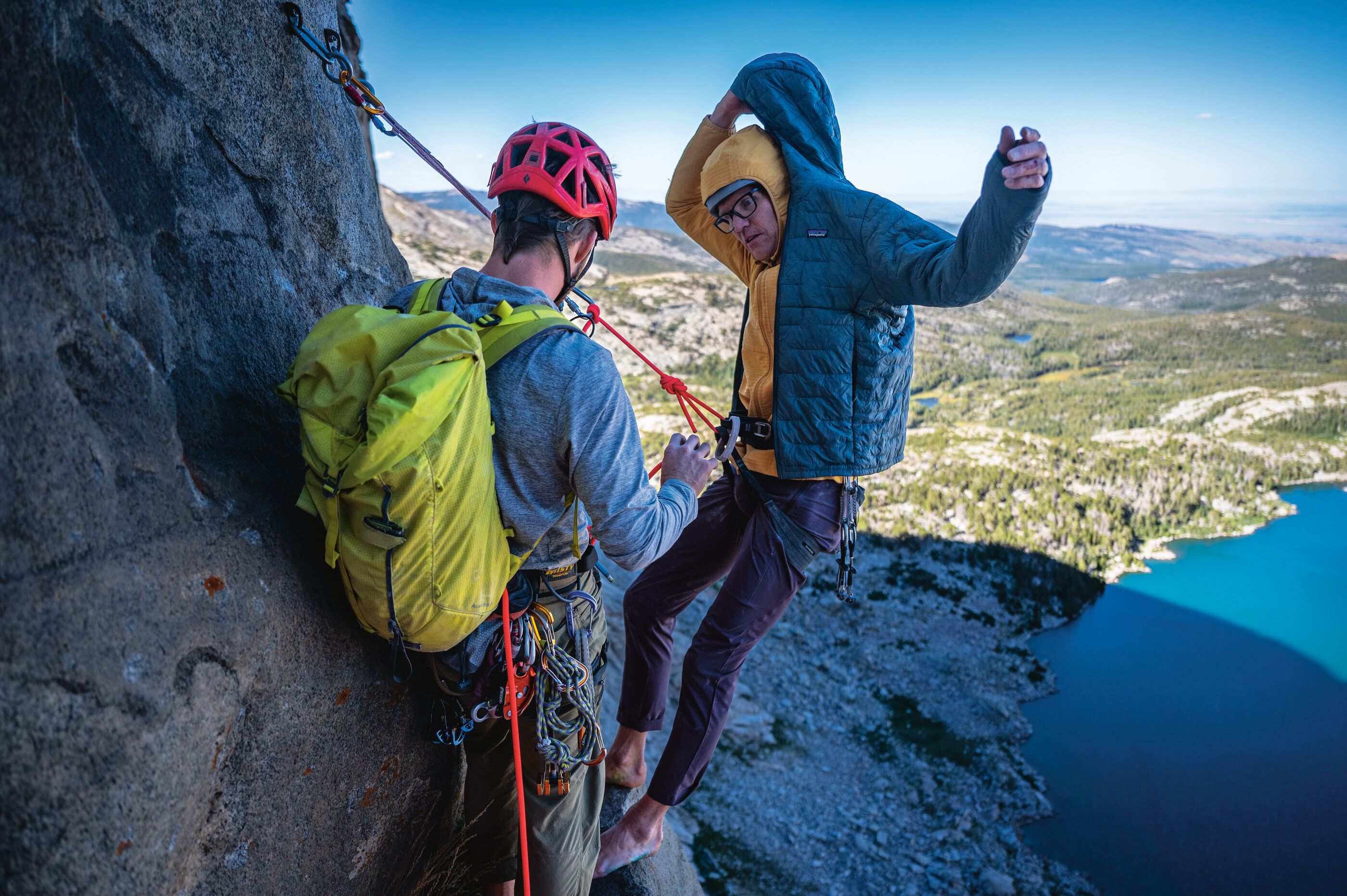 XCoSports - официален дистрибутор на Patagonia за Гърция